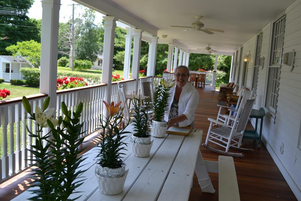 Captain Stannard House Bed And Breakfast Country Inn Westbrook Exterior photo